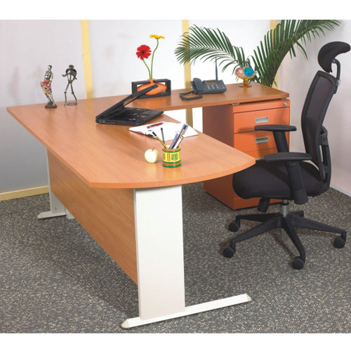 Executive Table RK24